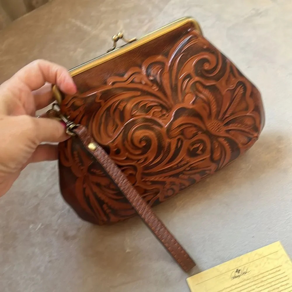 Like New!!! Patricia Nash Leather Snap Wristlet with Registration Card